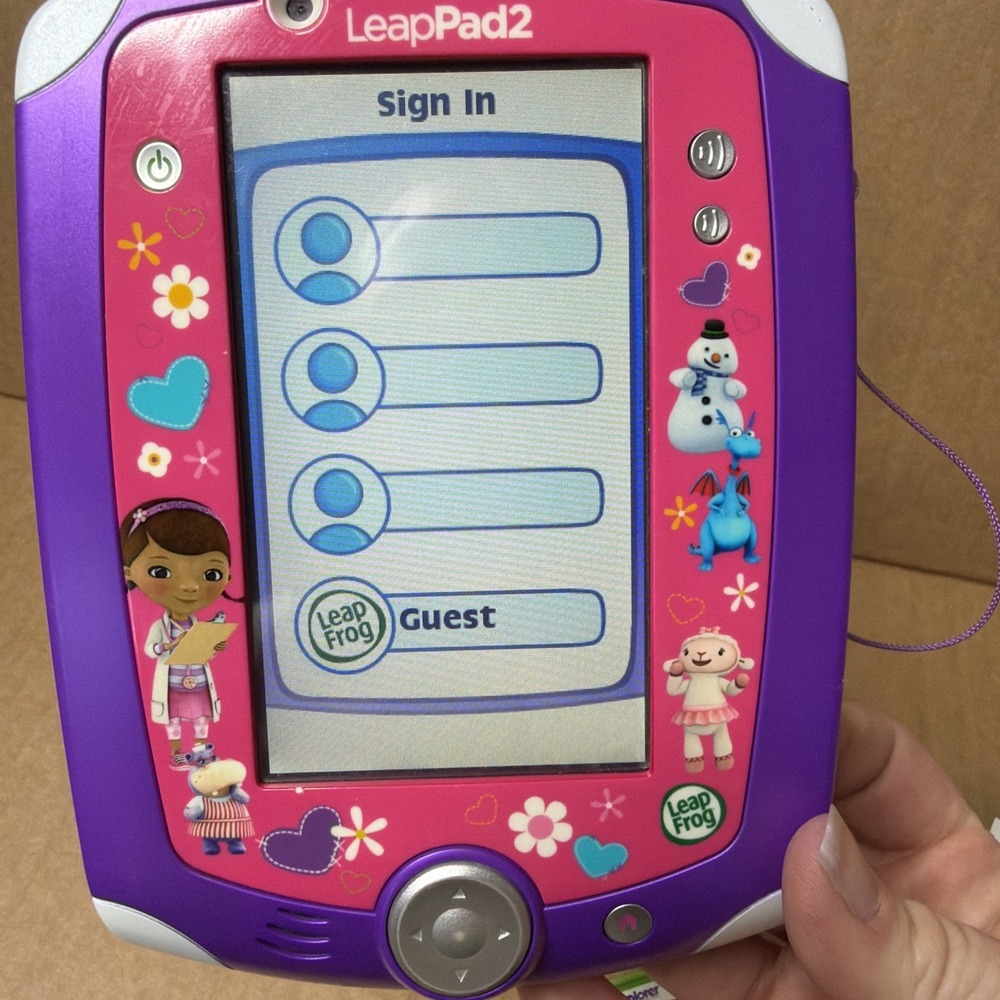 LeapFrog LeapPad2 Doc McStuffins Electronic Learning Tablet for Ages 3-9 - Picture 2 of 7